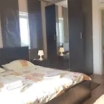 Apartment Buscina,Duplex House With Garden