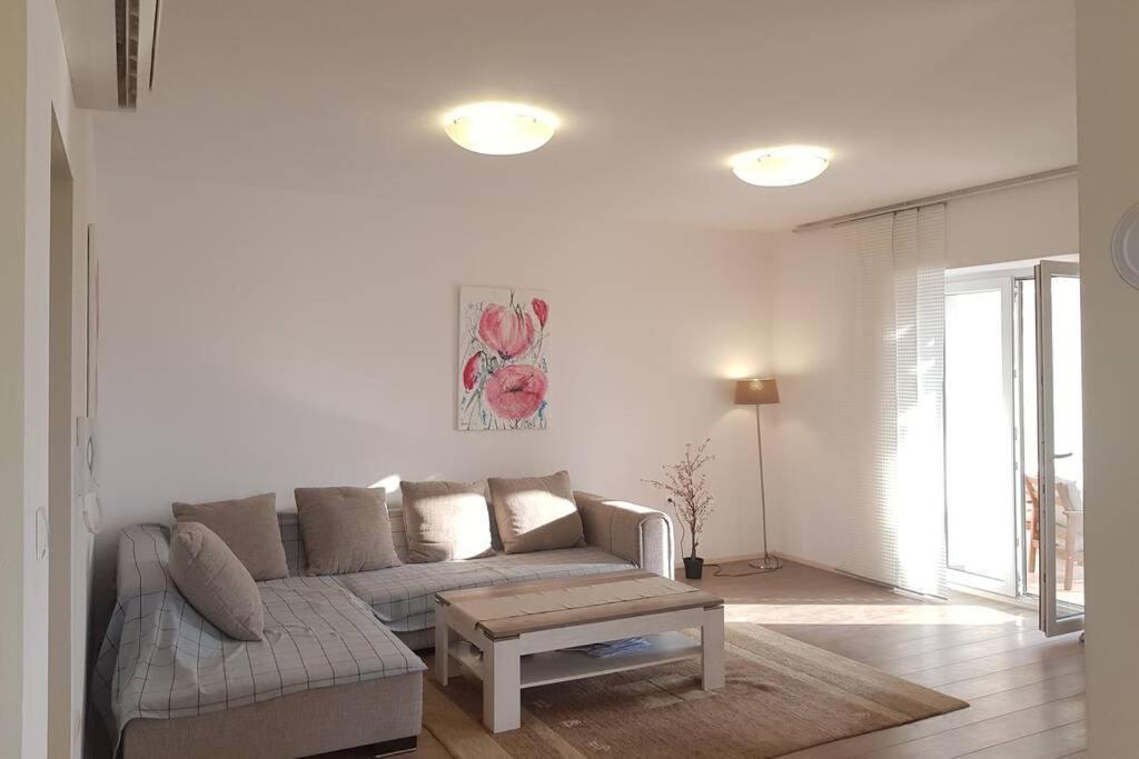 Buscina,duplex House With Garden