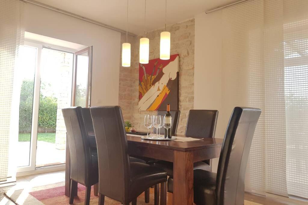 Buscina,duplex House With Garden Apartment *